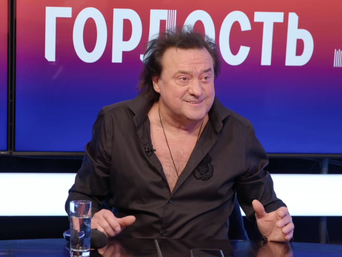 «Улыбнись, Россия!»: Игорь Демарин представил на радио Гордость новый проект