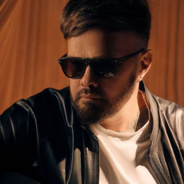 Денис Харламов