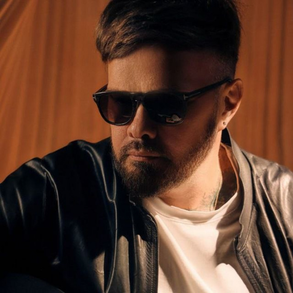 Денис Харламов